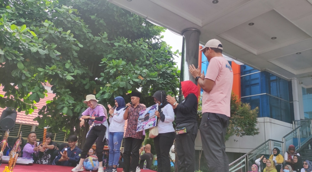 Pemenang Umrah Gebyar Senam Disway Radar Cirebon, Siti Wastiah Sungguh Tidak Menyangka