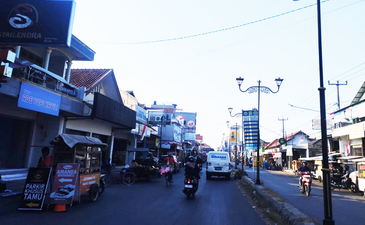 Kawasan Trusmi Akan Disulap Jadi Malioboronya Cirebon? 