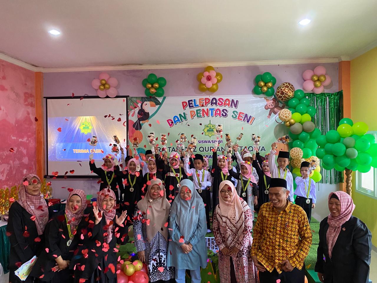 RA Tahfidz Quran Attaqwa Gelar Pelepasan dan Pentas Seni