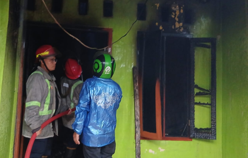 Kebakaran Rumah di Kejuden Cirebon, Kerugian Capai Rp50 Juta, Ini Penyebabnya