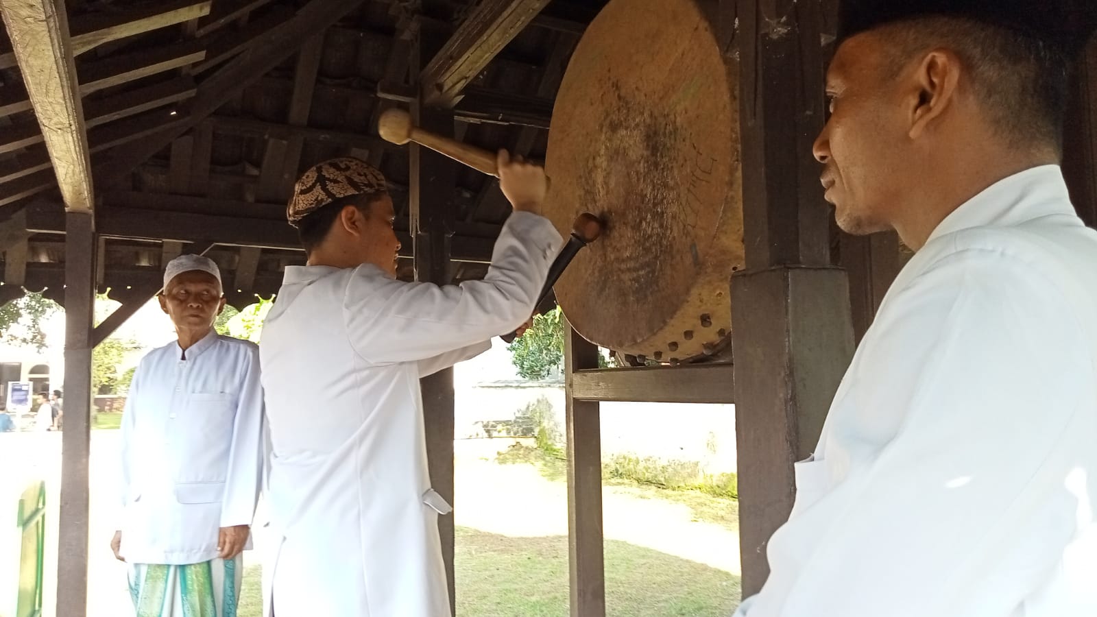 Tradisi Dlugdag di Keraton Kasepuhan Cirebon, Pukul Bedug Sambut Ramadhan