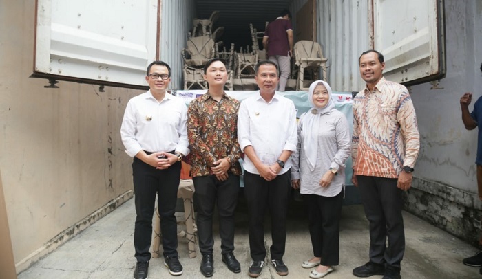 Pemkab Bakal Bangun Pusat Logistik Rotan