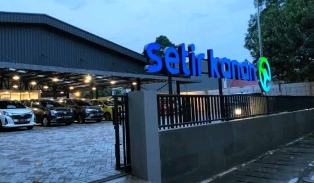 Setir Kanan Flagship Store Kuningan: Platform Jual Beli Mobil Bekas Terbaik