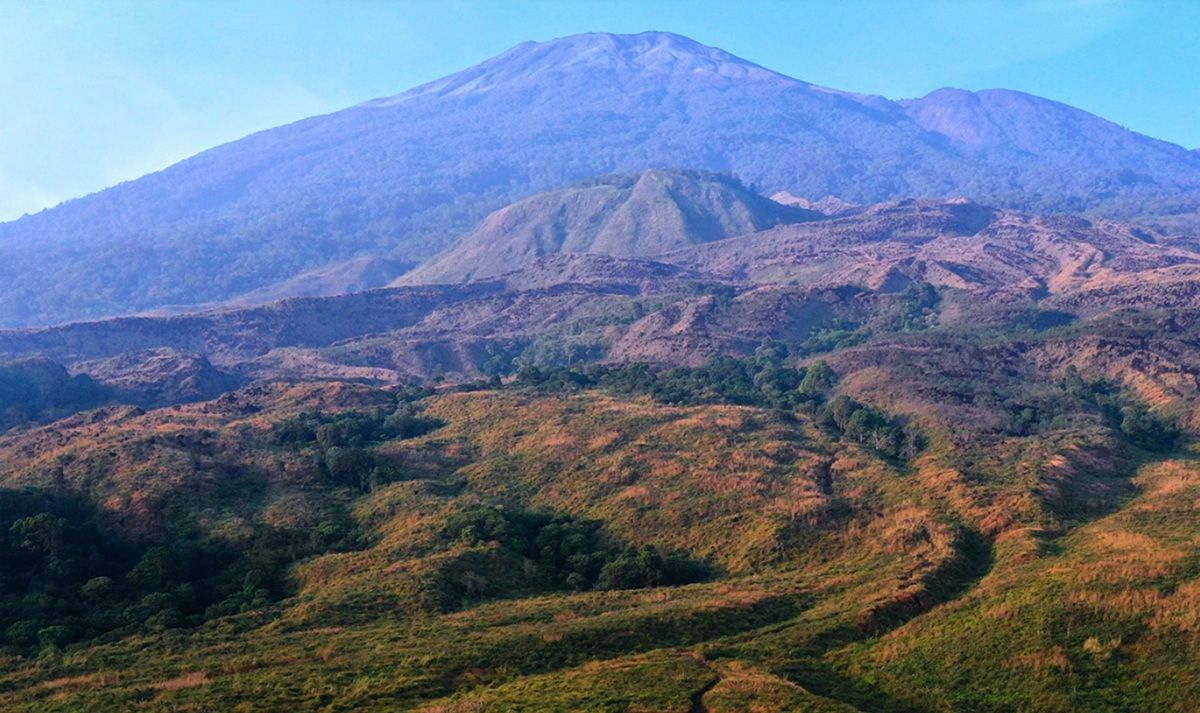 Izin Wisata di Kuningan Disorot DPRD, Lereng Gunung Ciremai Terancam?