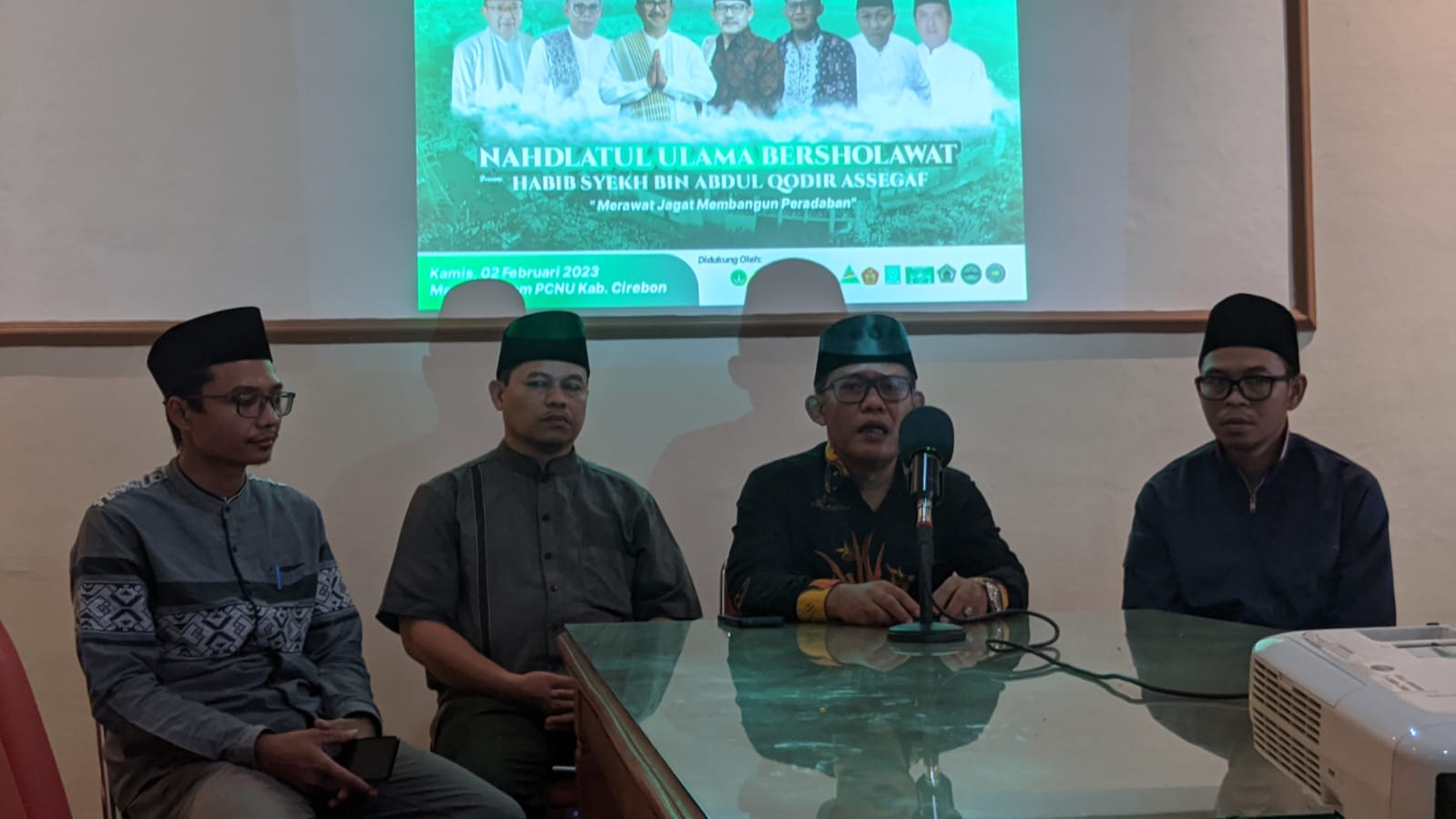 Satu Abad NU, PCNU Kabupaten Cirebon Gelar Nahdlatul Ulama Bersholawat