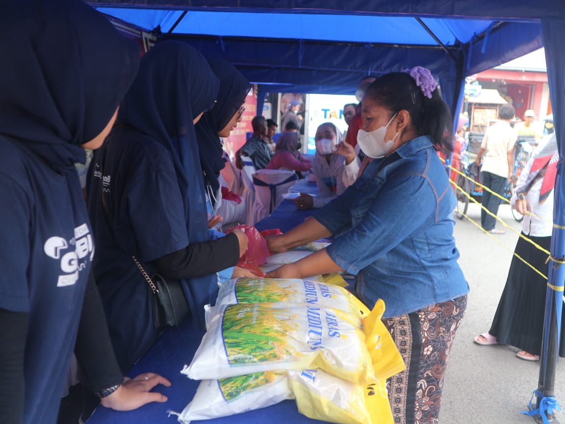 Pasar Murah di Kota Cirebon Diserbu Warga , 30 Menit Langsung Ludes