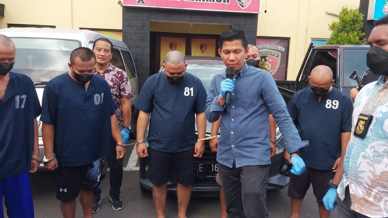 Pencuri Mobil Lintas Provinsi Ditangkap di Indramayu, Bentuk Tim dari Eksekutor hingga Penadah 