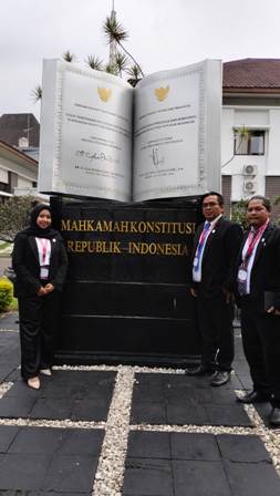 Tiga Advokat - Mediator dari QMS Partner serta LKBH Bibit Ikuti Bimbingan Tekhnis Sengketa Pilkada di Jakarta