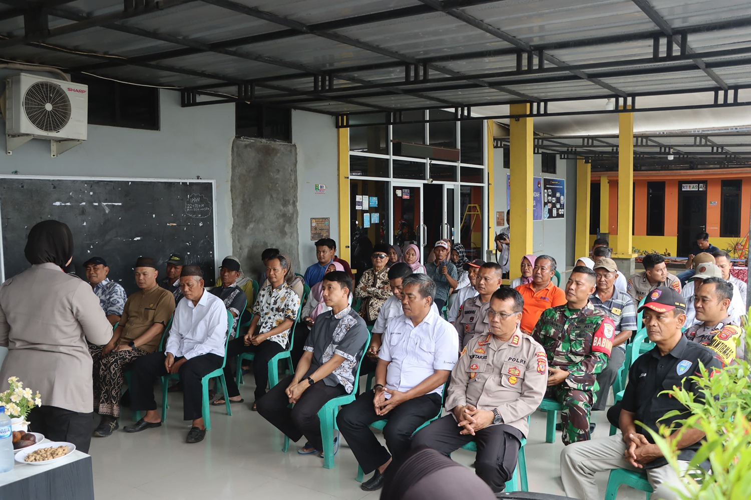 Respon Keluhan Masyarakat, Kapolresta Cirebon Blusukan ke Desa-Desa