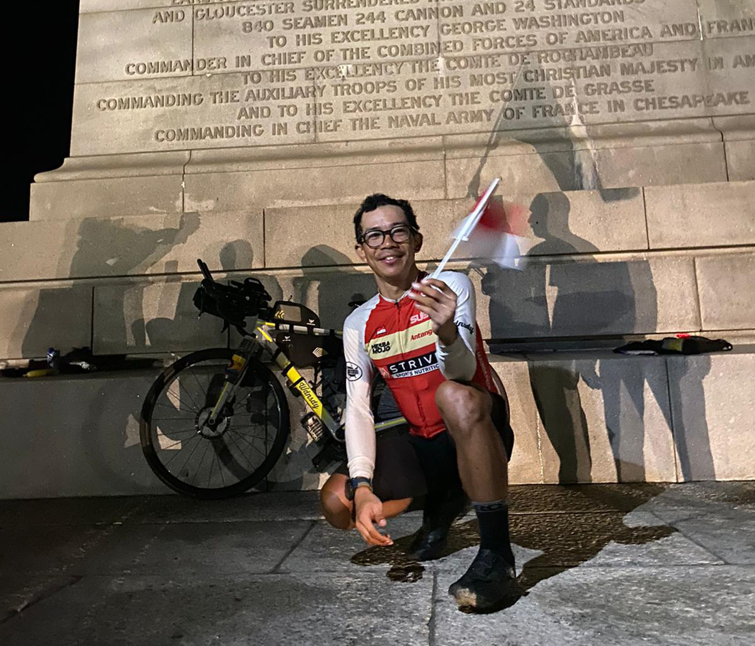 MEMBANGGAKAN, Dzaki Wardana dari Indonesia Membelah Garis Tengah Amerika Selama 20 Hari dengan Sepeda