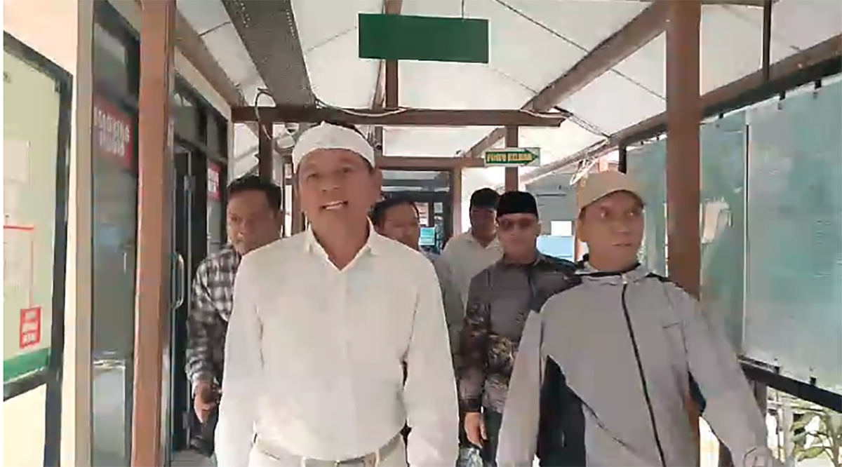 Dedi Mulyadi Hadir di PN Bandung, Dampingi Keluarga Pegi Setiawan Saat Sidang 