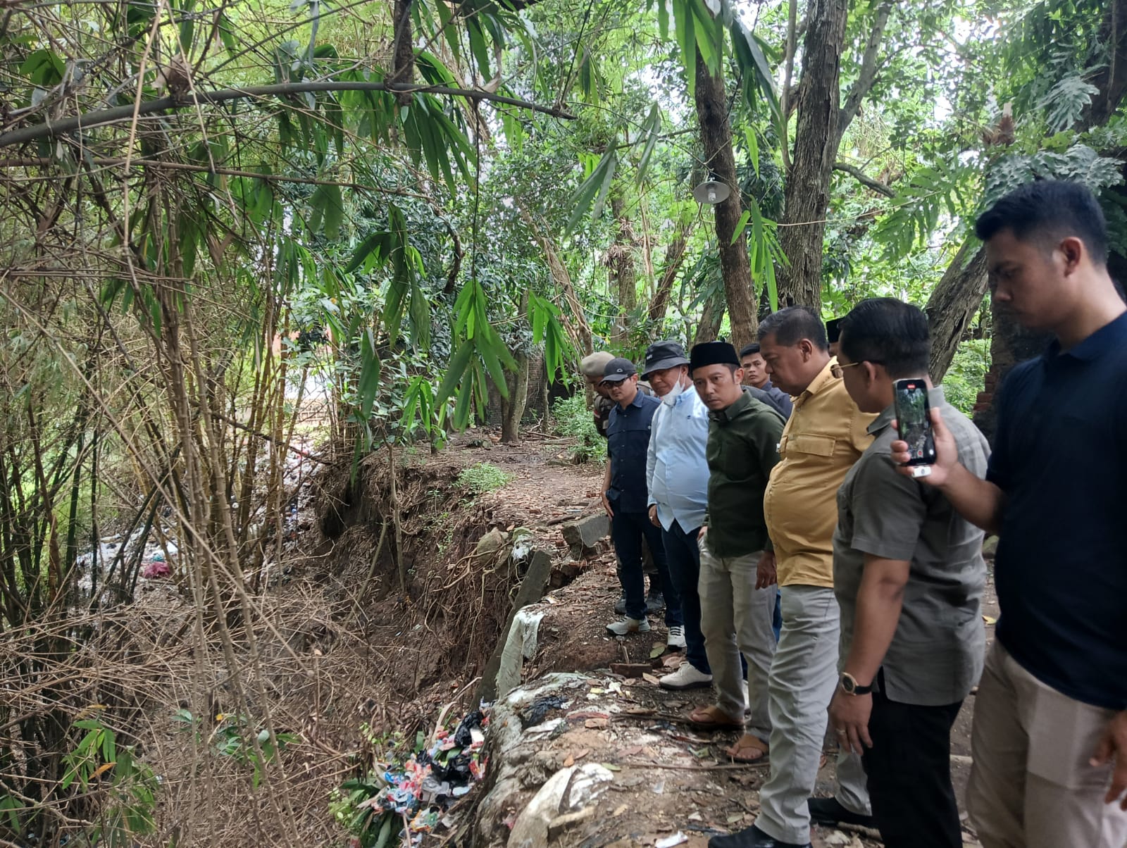 Abrasi Sungai Ciwaringin Ancam Pemukiman, Bupati Majalengka Usulkan Sodetan ke BBWS