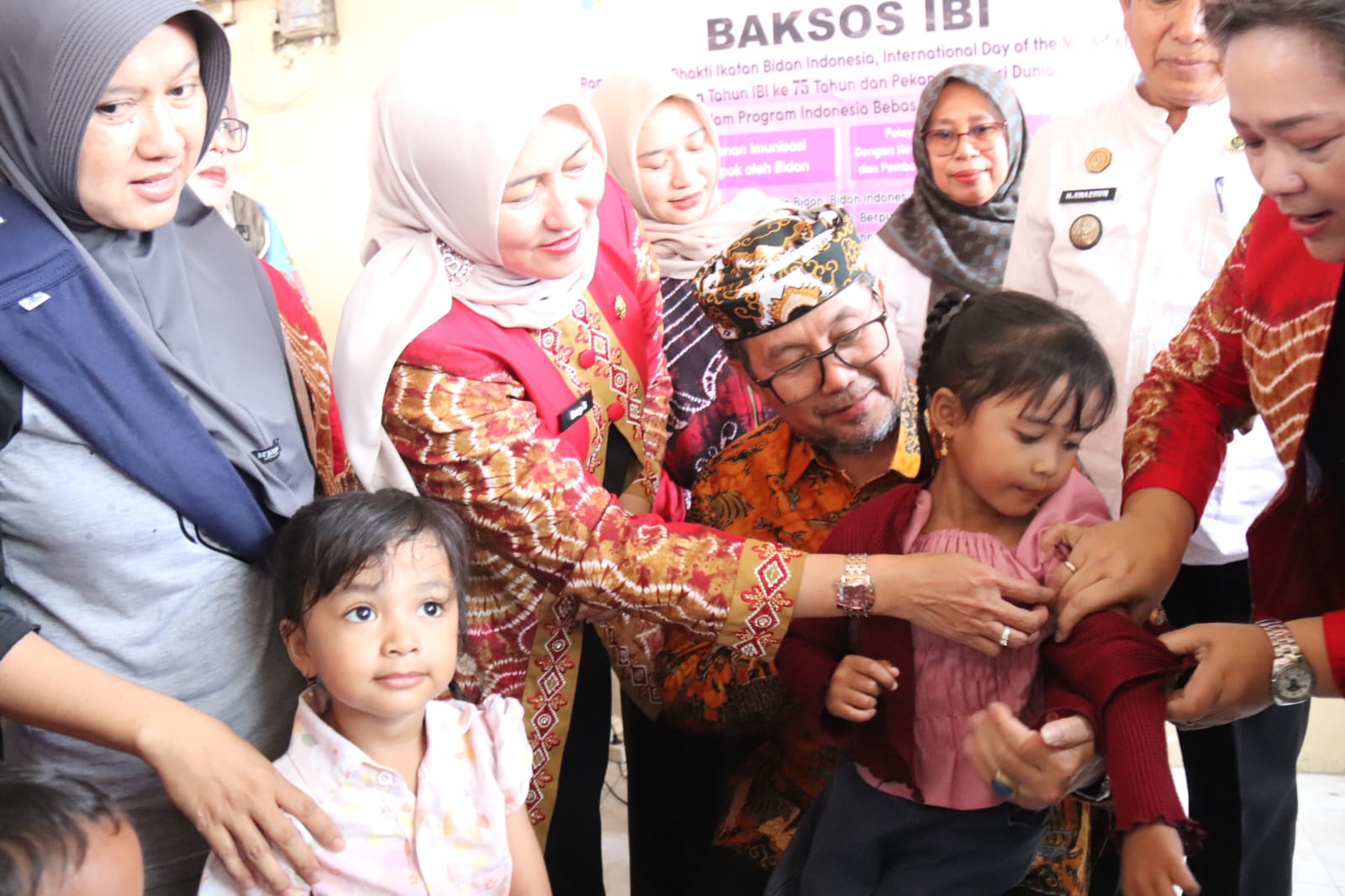 Dinkes Gencarkan Vaksinasi Campak, Bupati Imron Optimistis Target 12 Ribu Anak Tercapai