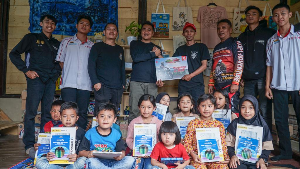 Liburan Seru bersama Honda CB150X di Camping Ground Nyampai Ranca Bali