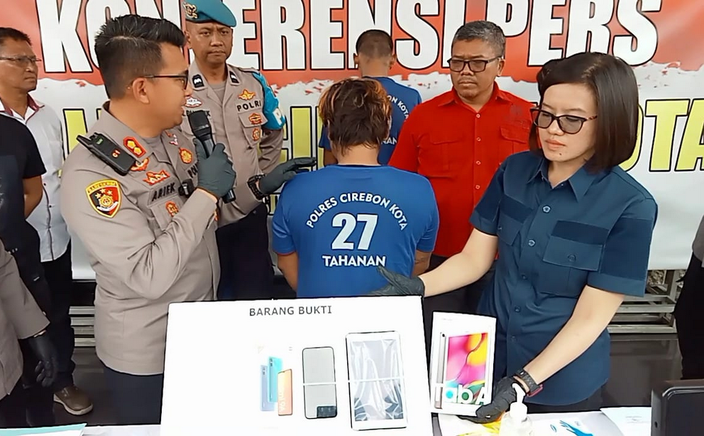 Pencurian HP di Cirebon, Polisi Tangkap MUS di Depan Warung Seafood 