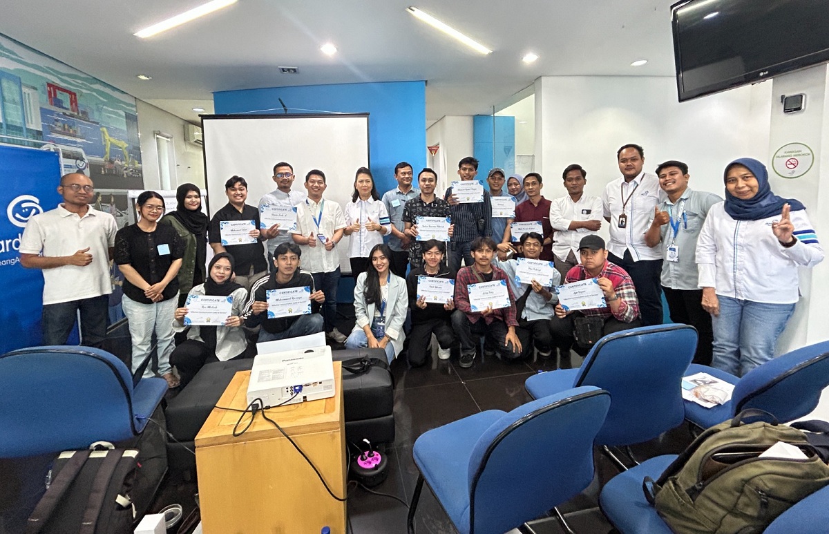 Asuransi Astra Cirebon Bekali Mitra Garda Oto dengan Workshop Komunikasi 