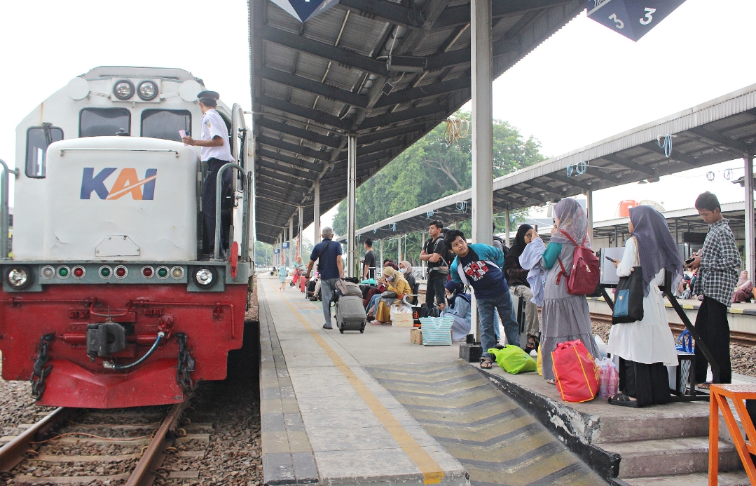 Liburan Maulid Nabi Muhammad SAW, KAI Daop 3 Cirebon Siapkan 23.420 Tempat Duduk