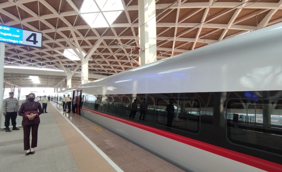 Cek di Sini! Jadwal Kereta Feeder Stasiun Bandung – Padalarang, Tiket Bundling dengan Kereta Cepat