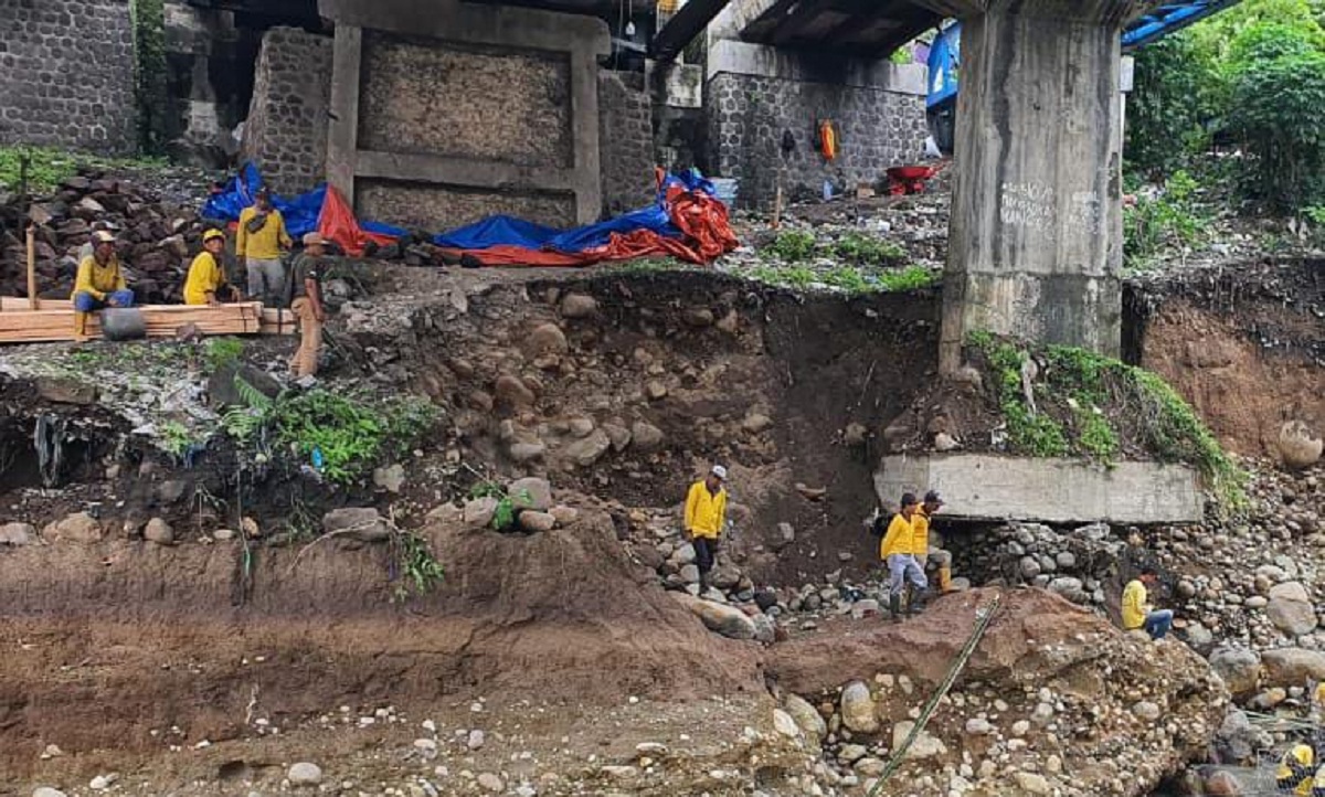 Perbaikan Jembatan Sumber Pasca Banjir Bandang Cirebon, 3 Hal Ini yang Dikerjakan DBMPR Jabar 