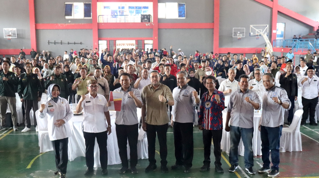 Bupati Cirebon Ingin Tenaga Puskesos Jadi Garuda Terdepan Lawan Kemiskinan, Tapi Honornya Cuma Rp300 per Bulan