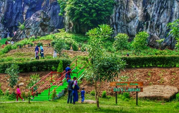 Dari Pantai hingga Hutan Alami, Ini 5 Objek Wisata Murah Meriah di Cirebon yang Wajib Dikunjungi