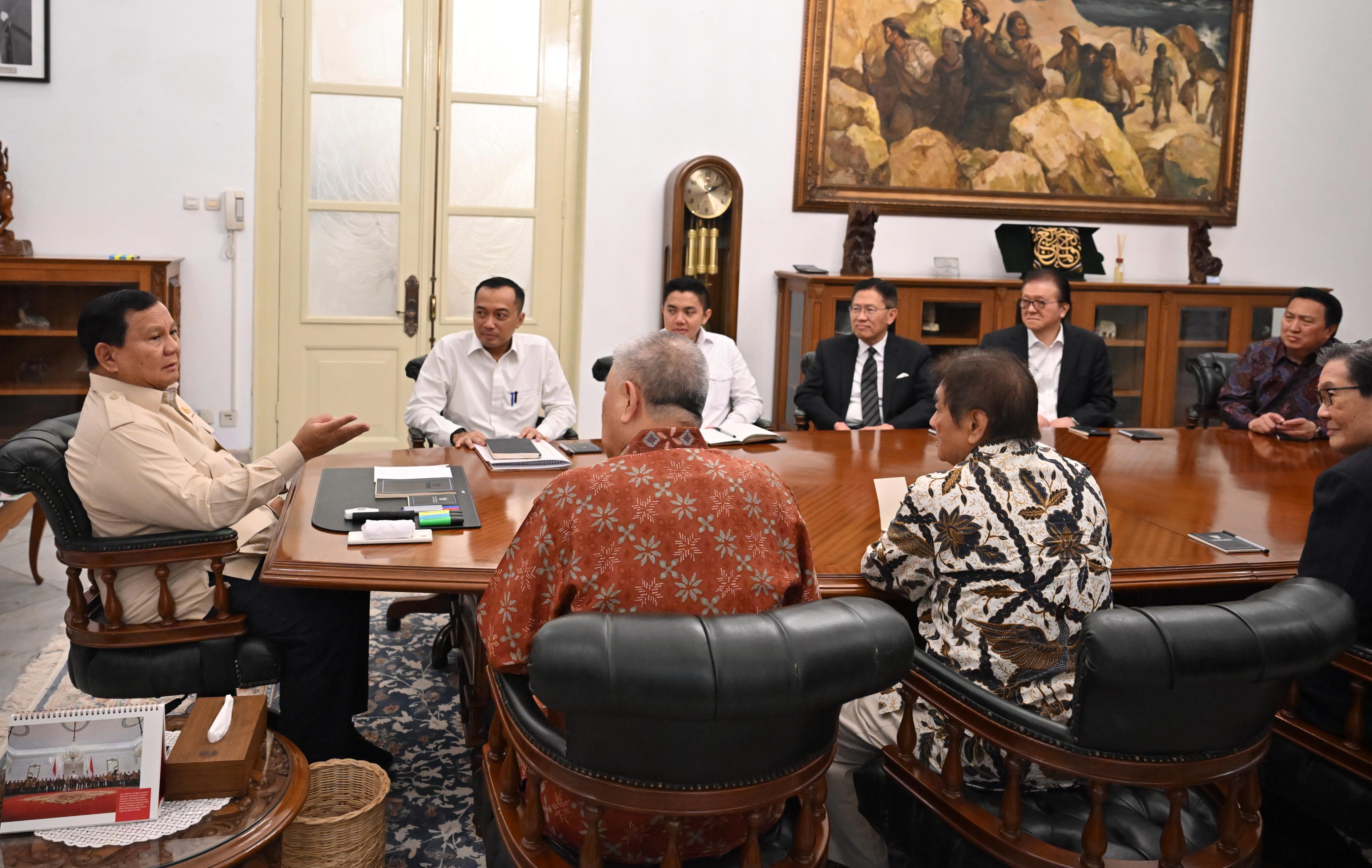 Pastikan Anak Indonesia Makan Bergizi Setiap Hari, Presiden Prabowo Ajak Dunia Usaha Sukseskan MBG