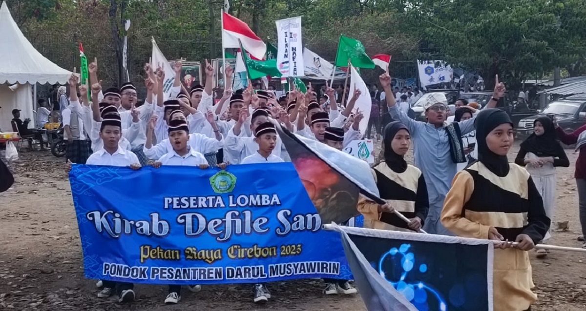 1.000 Lebih Santri Cirebon Ikuti Kirab Hari Santri Nasional