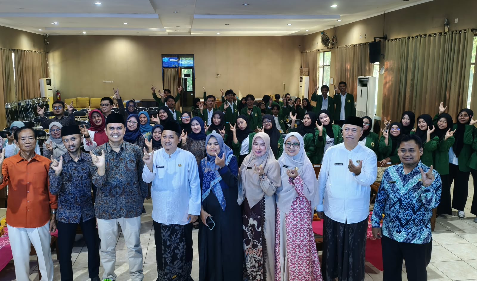 135 Mahasiswa FKIP UNU Cirebon PPL di 15 Sekolah