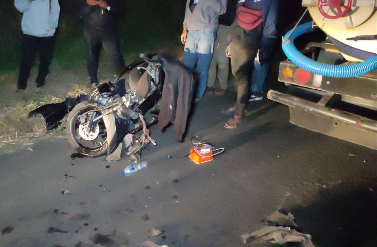 Kecelakaan di Jalan Lingkar Timur Kuningan, Pengendara Motor Kritis Tabrak Truk