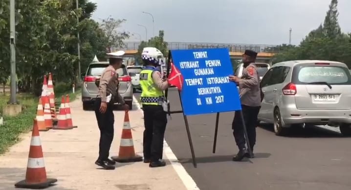 Pemudik Dihimbau 30 Menit Berada di Rest Area, Arus Mudik Alami Peningkatan