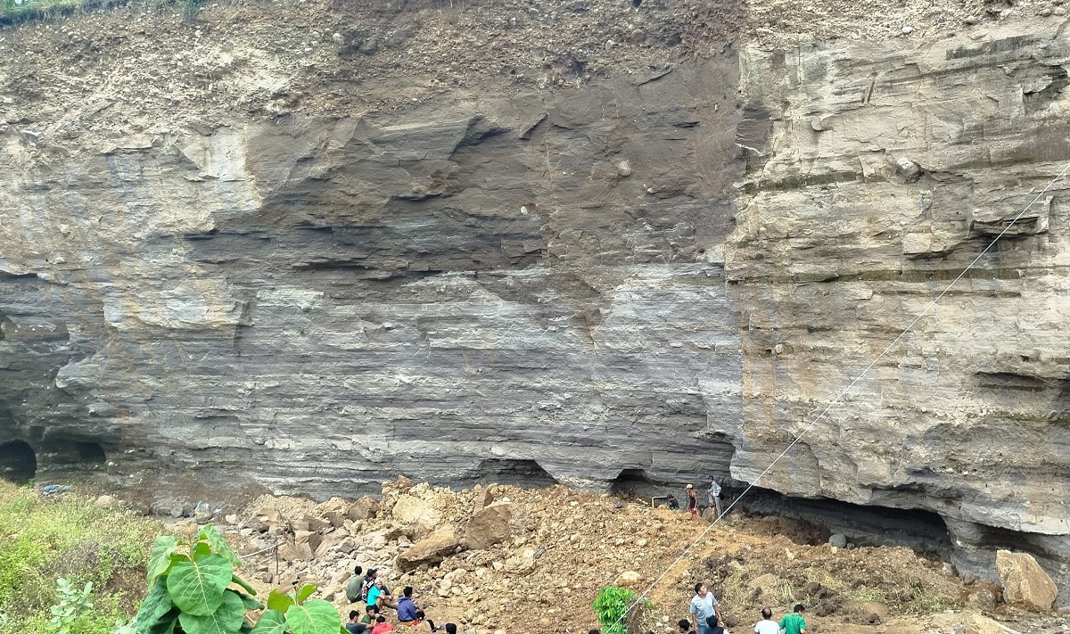 Longsor Galian C Argasunya Cirebon, 2 Pekerja Diduga Masih Tertimbun