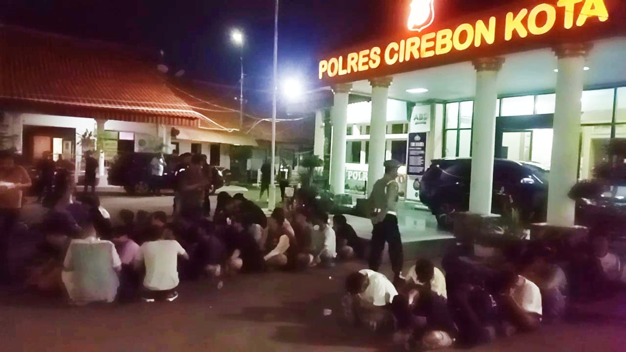 Razia Jam Malam, Polres Cirebon Kota Amankan Pelajar Sedang Teler