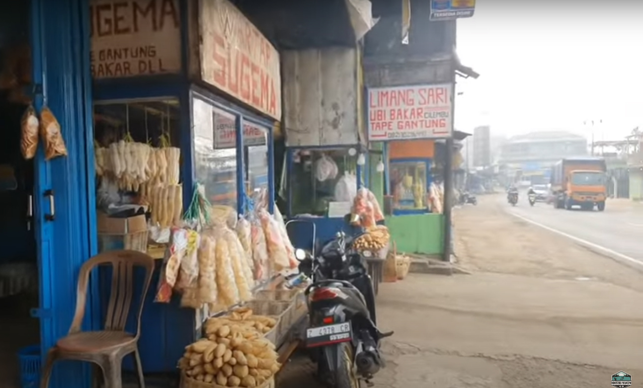 UMKM Sumedang Alami Penurunan Imbas Tol Cisumdawu