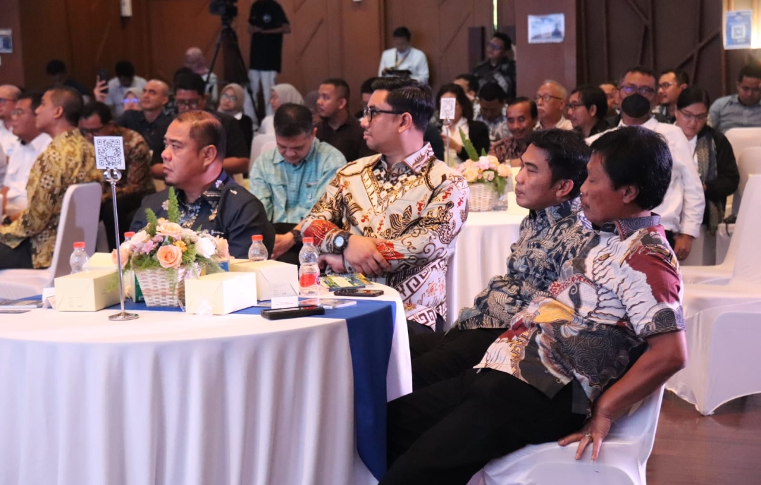 Tak Hanya APBD, Pemkab Cirebon Percepat Perbaikan Jalan Lewat Pembiayaan Inovatif