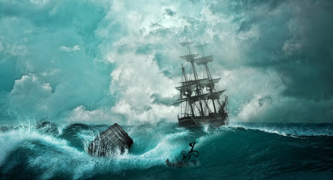 Perahu Nelayan Tenggelam di Muara Tawangsari Cirebon, 1 Selamat 1 Masih Hilang