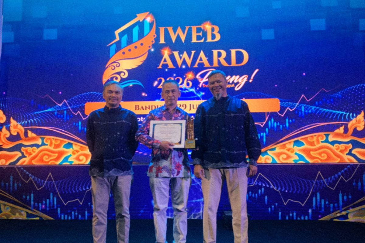 JNE Raih IWEB Logistics Inovation Award 2026 Berkat Inovasi Layanan untuk UMKM dan E-Commerce