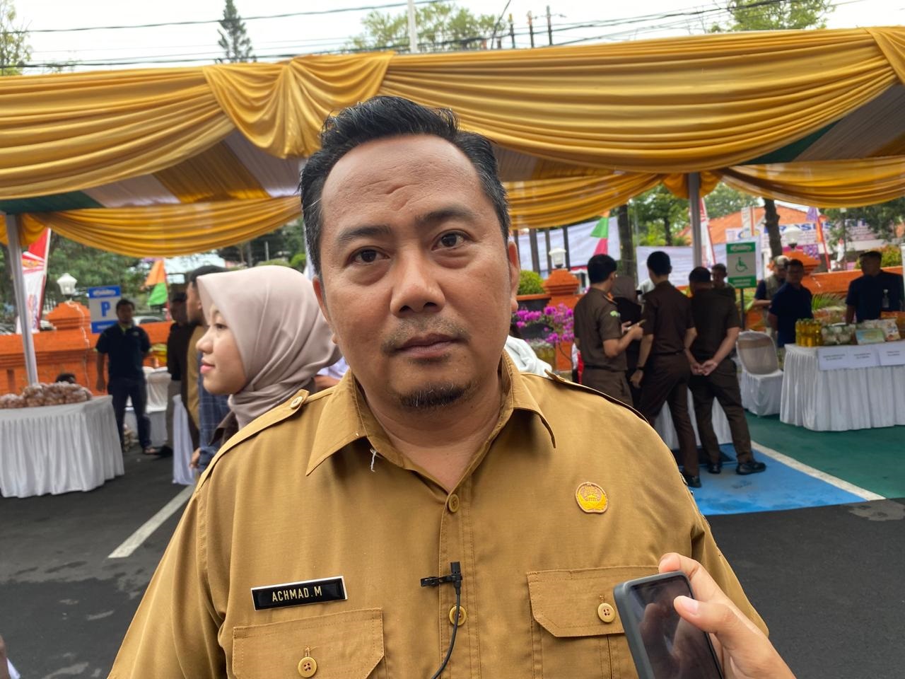 Lewat Program 'Ngasih Gaji Mertua', Sukapura Buktikan ODGJ Juga Layak Diperhatikan