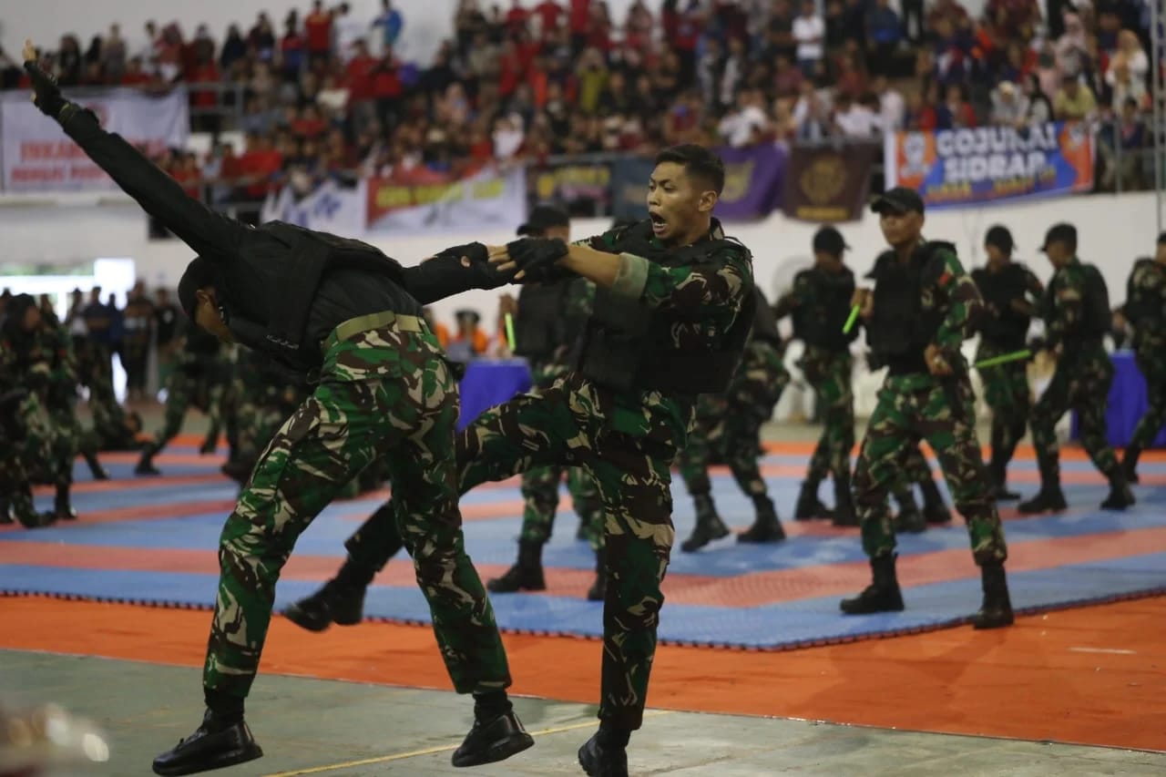 Prajurit Divisi 3 Kostrad Unjuk Diri di Arena Karate: Harmoni Militer dan Sportivitas Anak Bangsa