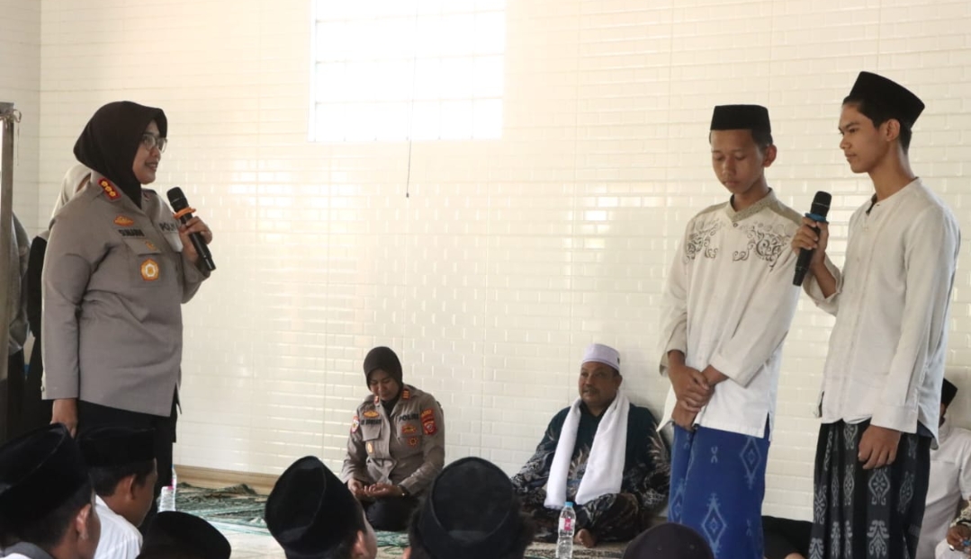 Police Goes To School, Upaya Polresta Cirebon Jaga Kamtibmas di Sekolah dan Ponpes