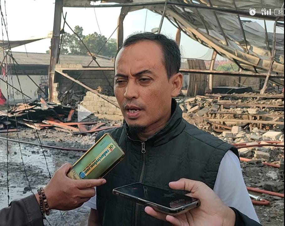 Kebakaran Pabrik Rotan PT Indigo di Plumbon Cirebon, GM: Furniture Ekspor 10 Kontainer Ludes Terbakar