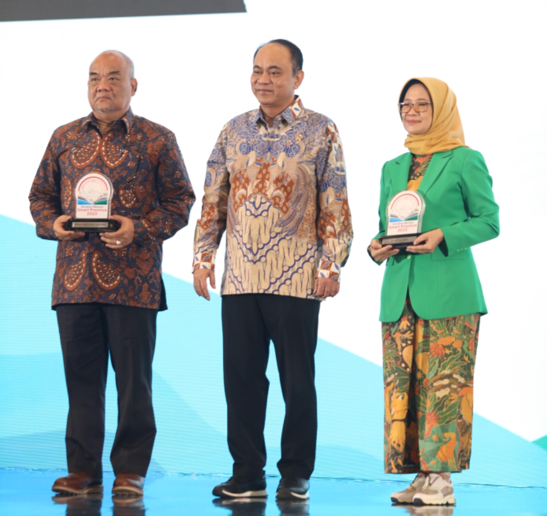 Jawa Barat Terima Penghargaan Smart Province dari Kementerian Kominfo RI