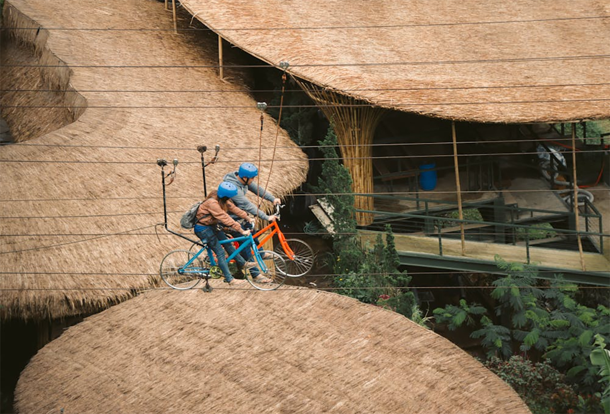 Rekomendasi 6 Wisata Hits di Bandung Tahun 2025: Mau Solo Traveler atau Bareng Keluarga, Bisa!