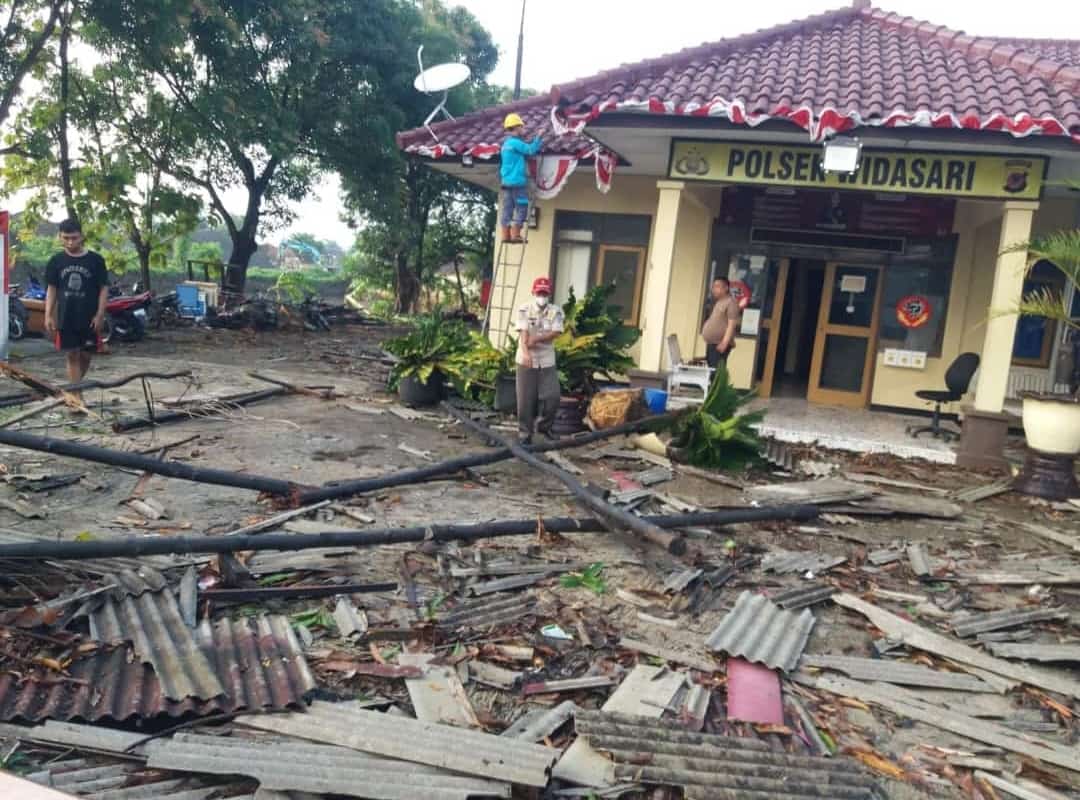 Puting Beliung di Indramayu Dikaitkan dengan Al Zaytun, Warganet: Alam Murka Sama Gumilang