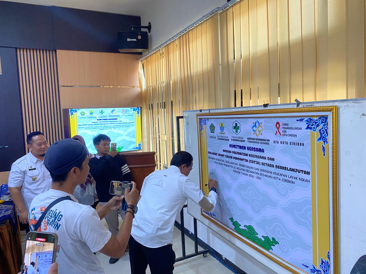 Kecamatan Kejaksan Gelar Rembug Stunting dan Deklarasi Sehat Catin