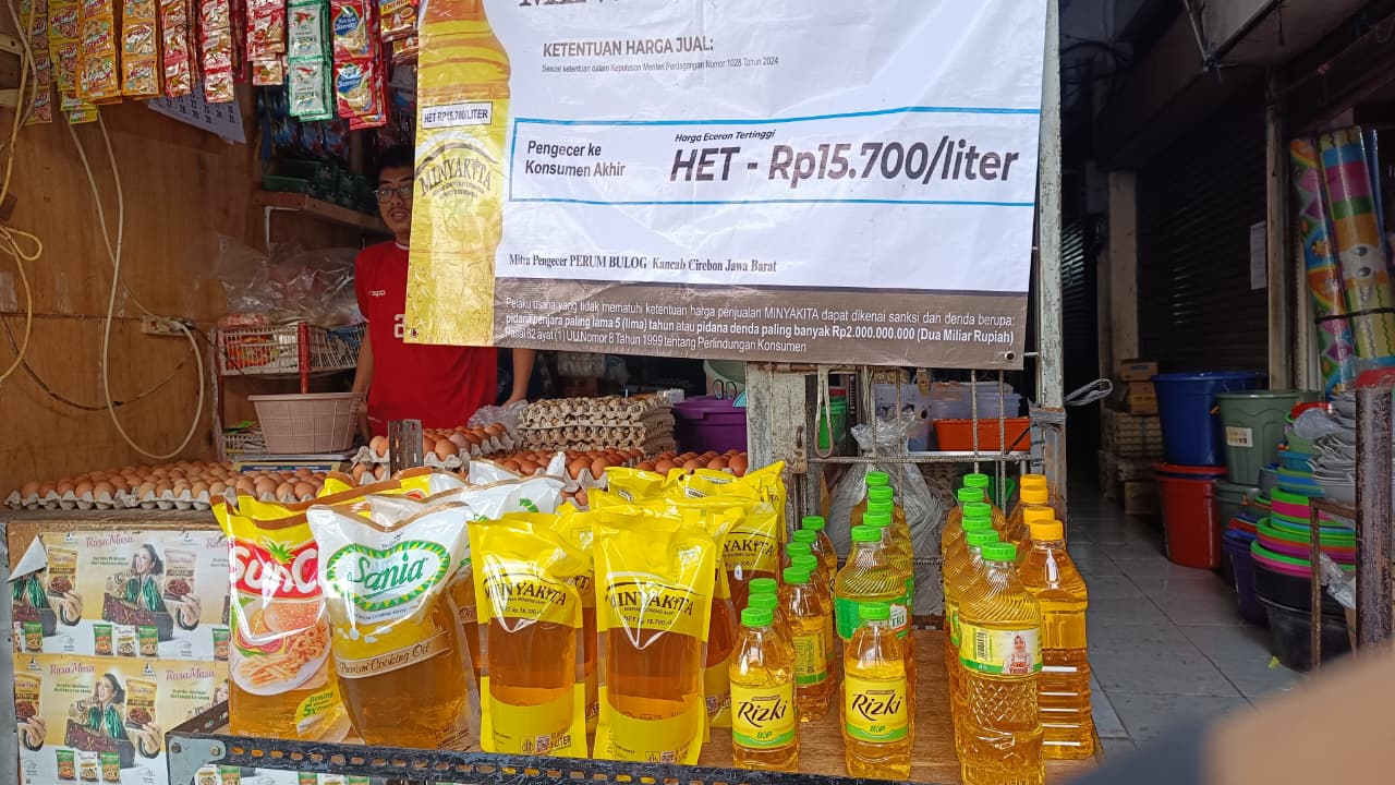 Stok Aman! Bulog Cirebon Pastikan Minyakita Tersedia di Pasar