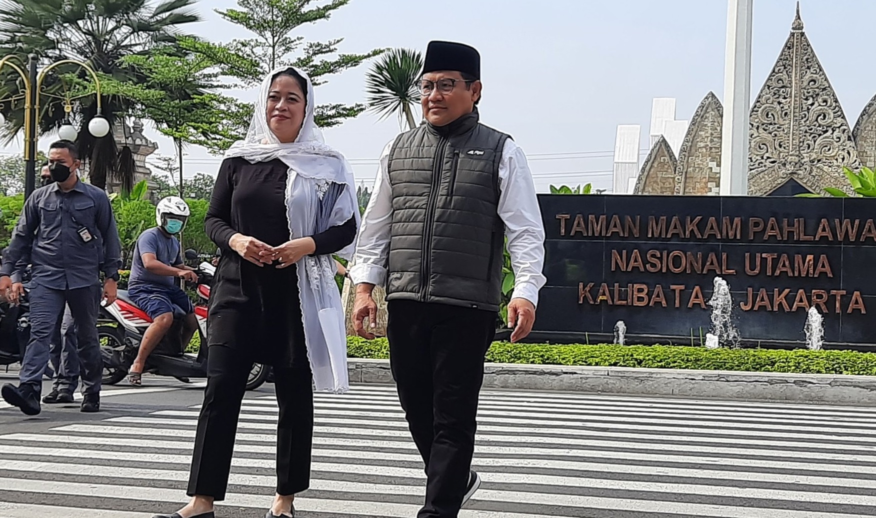 Lihat, Puan Maharani dan Muhaimin Iskandar Bergaya Ala Citayam Fashion Week
