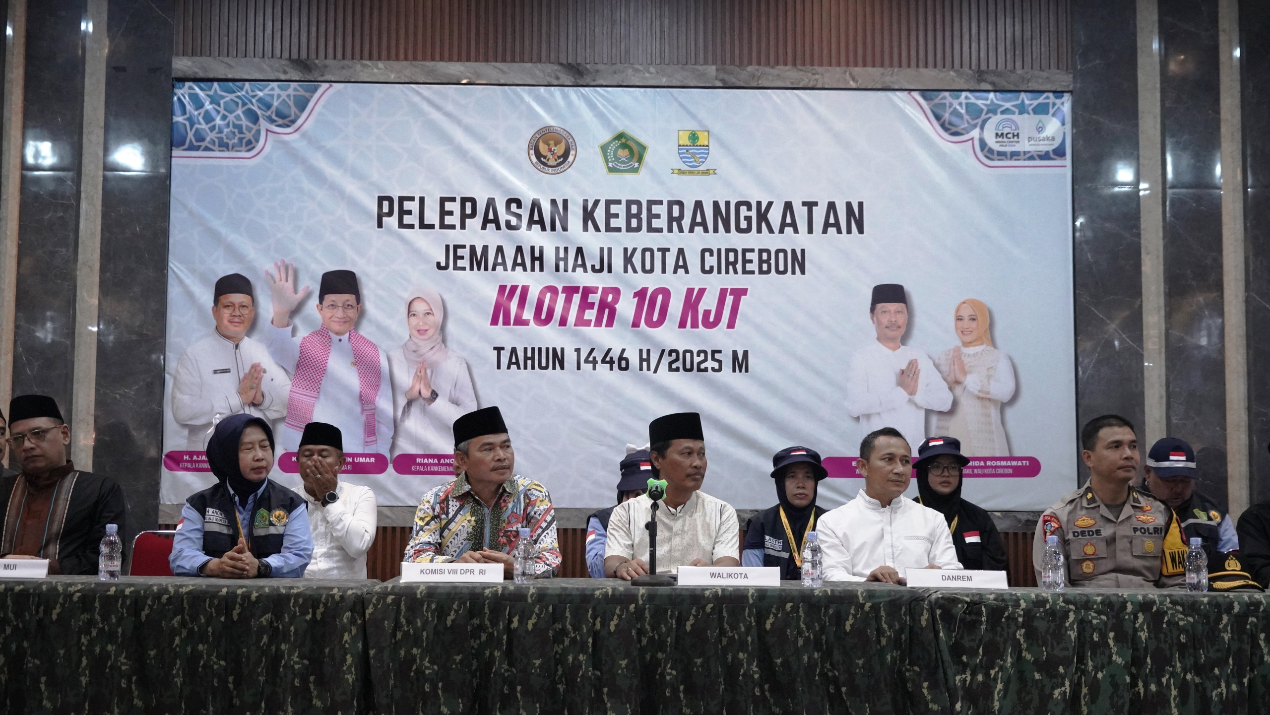 353 Calhaj Kota Cirebon Diberangkatkan dari Makorem 063 SGJ, Begini Pesan Walikota dan Danrem 