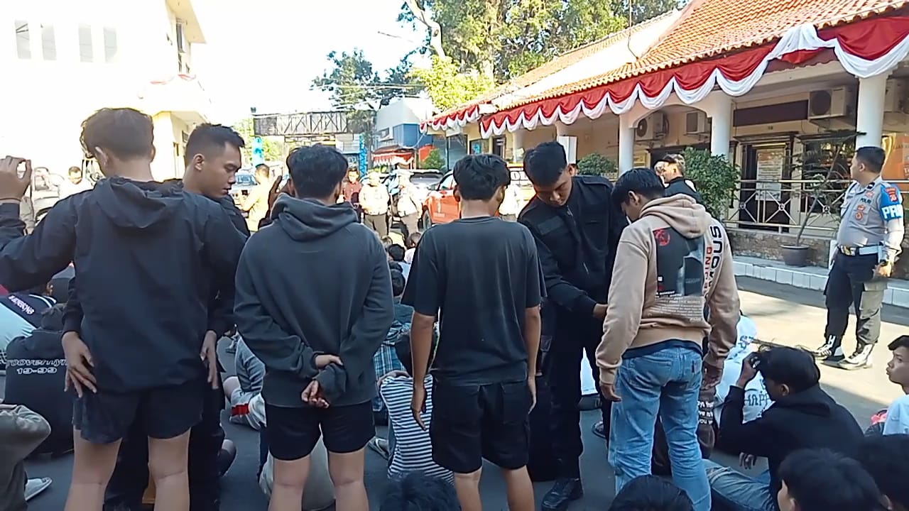 Polisi Bubarkan Balap Liar di Bypass Cirebon, 97 Remaja Diamankan