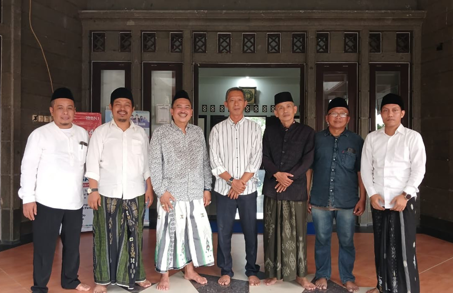 Tokoh Ulama Nasional Kunjungi Kampus STID Al-Biruni Cirebon, Singgung KKM di Korea