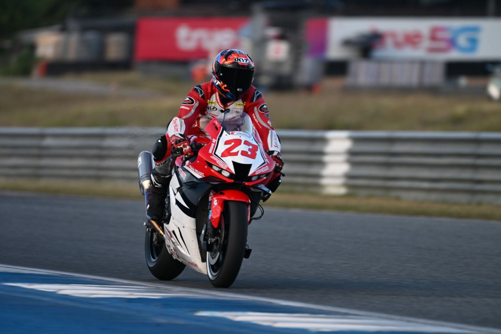 Arbi Aditama dan Astra Honda Juara Asia ARRC AP250